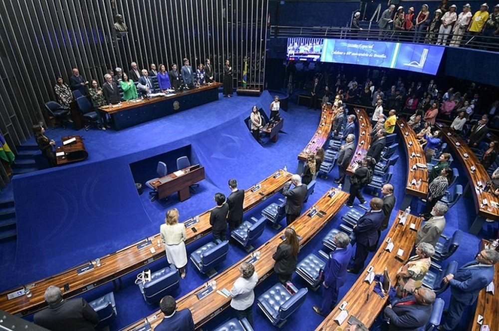 Sessão especial exalta Brasília aos 64 anos de sua fundação
