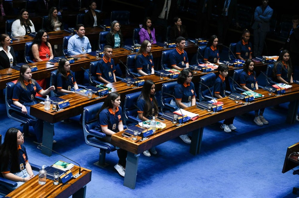 Inscrições para o Programa Jovem Senador 2024 terminam em 30 de abril