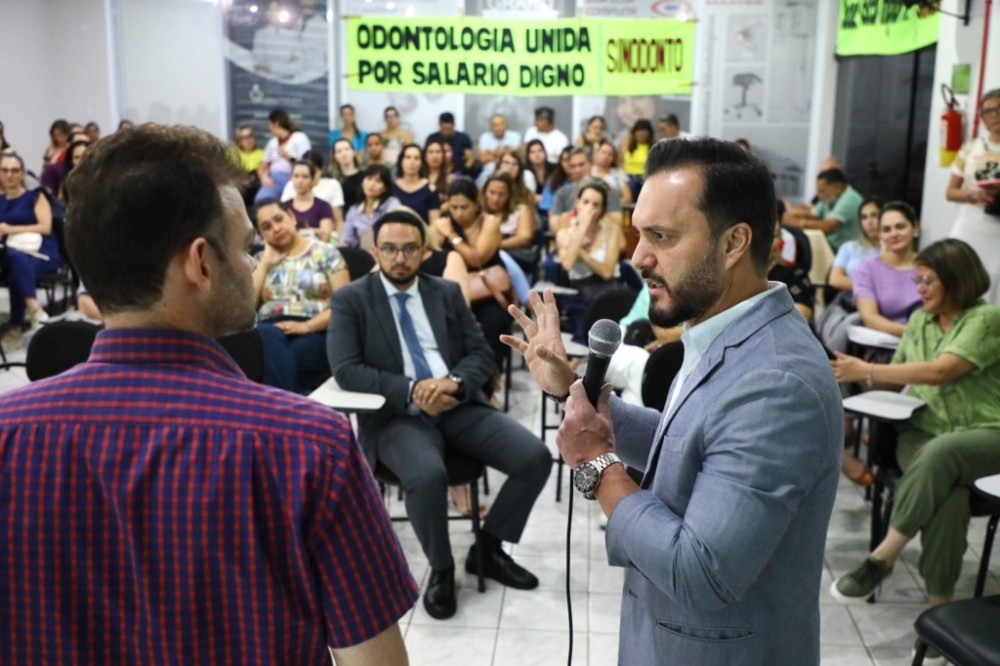 Secretário de Governo, Júnior Leite reforça compromisso da gestão com odontólogos para construção do PCCS; Categoria decidiu não avançar com e greve e aguarda os encaminhamentos