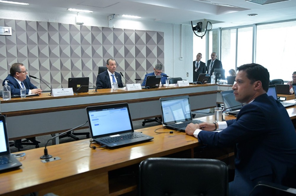 Senadores veem indício de superfaturamento com dinheiro da Braskem
