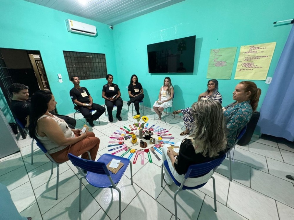 Reeducandas e policiais penais participam de círculos de paz promovidos pela Comarca de Colíder