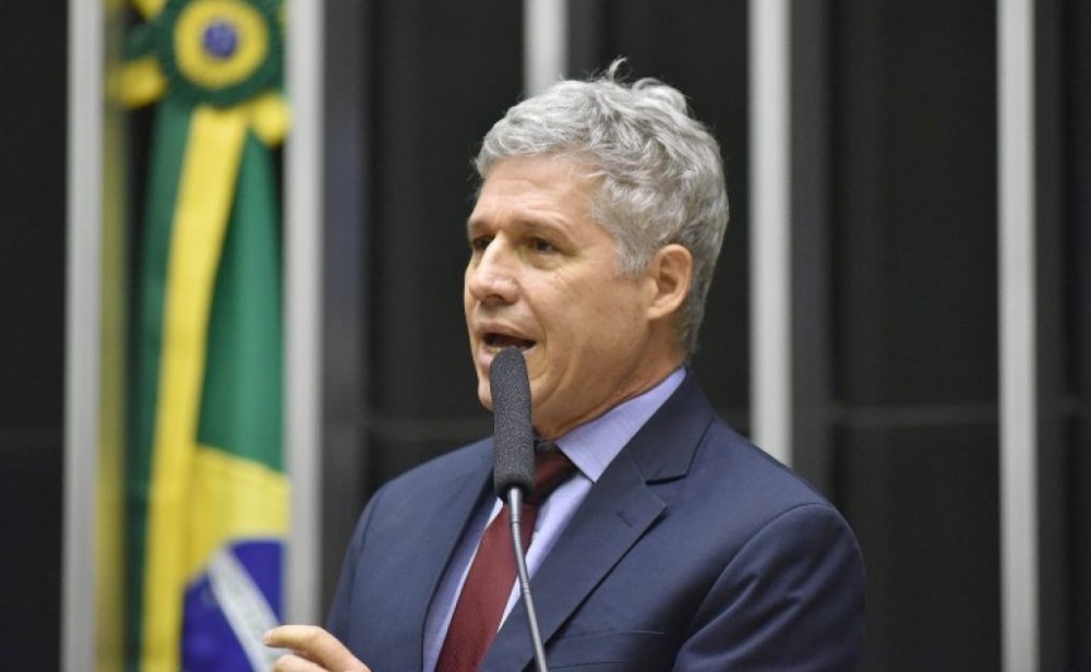 Comissão cancela audiência com ministro do Desenvolvimento Agrário