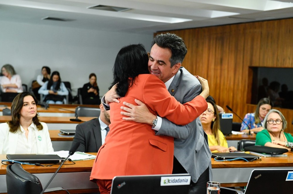 Cadastro de condenados por estupro pode incluir crimes contra criança e adolescente