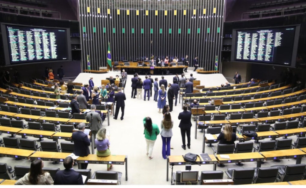 Câmara analisa projeto que reformula incentivos ao setor de eventos; acompanhe