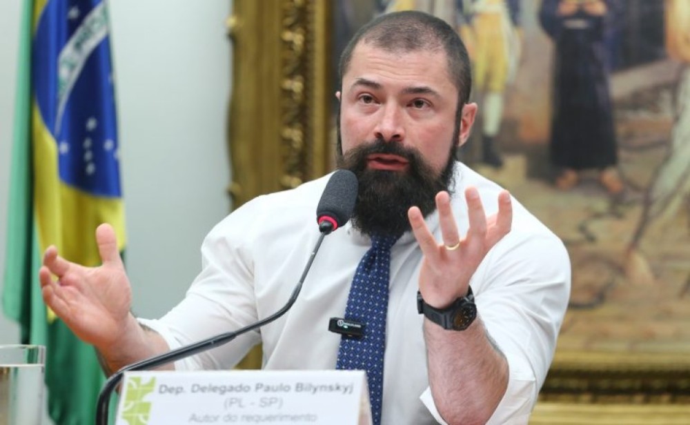 Projeto permite que candidato de concurso com prova remarcada altere voo sem pagar multa
