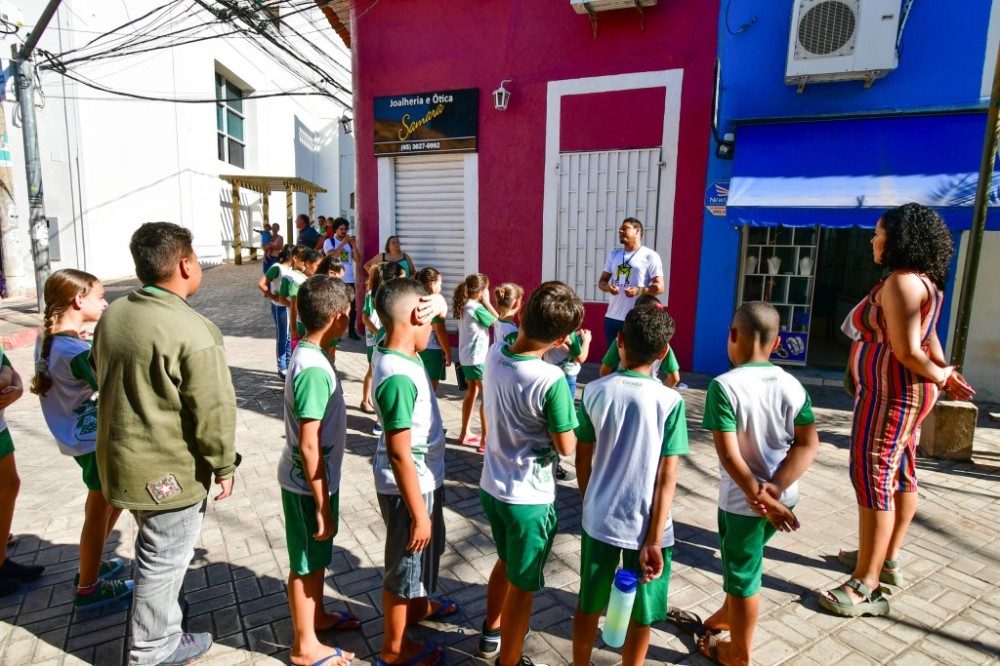  Alunos da EMEB Francisco Pedroso da Silva abrem as atividades do projeto ‘Eu Candeeiro’