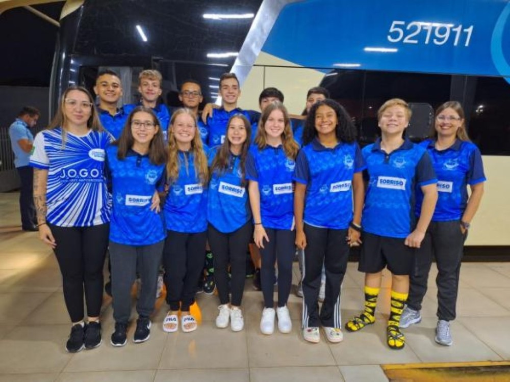Atletas de Sorriso embarcam para o Torneio Centro-Oeste de Natação em MS