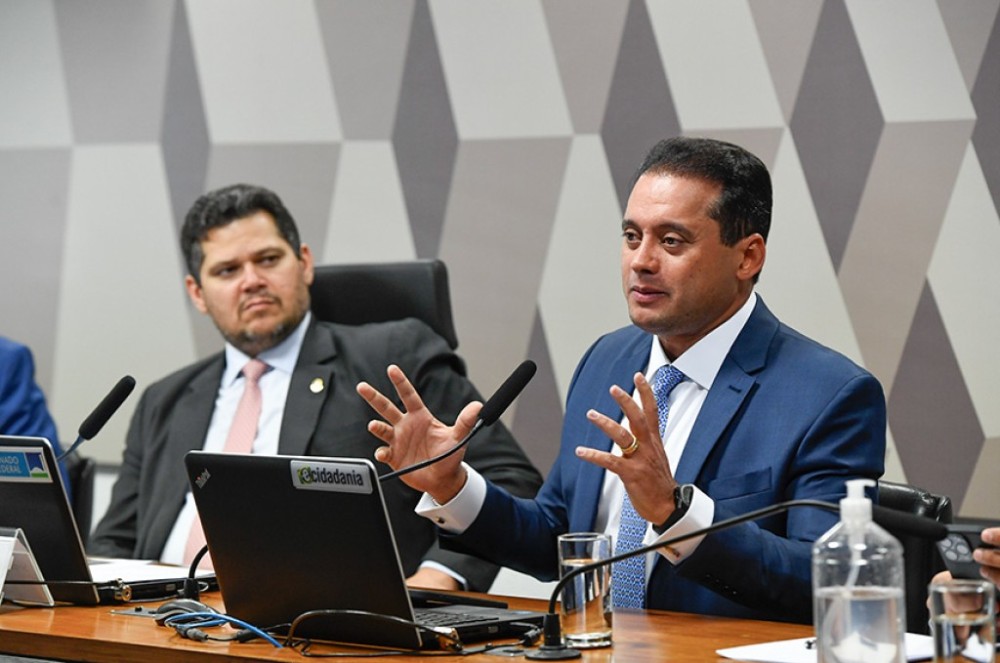 CCJ aprova projeto que classifica como hediondo homicídio de agentes do Estado