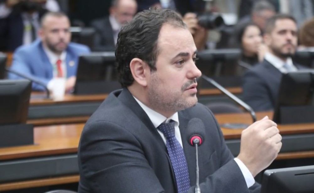Conselho de Ética instaura processo contra o deputado Glauber Braga