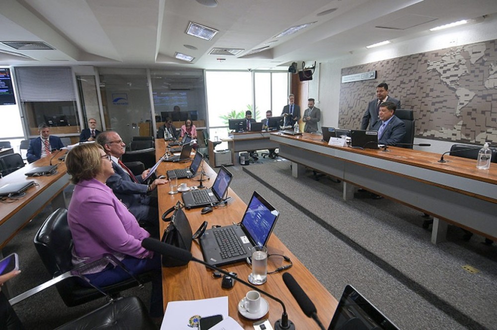 Criação do Inventário Nacional de Substâncias Químicas passa na CCT