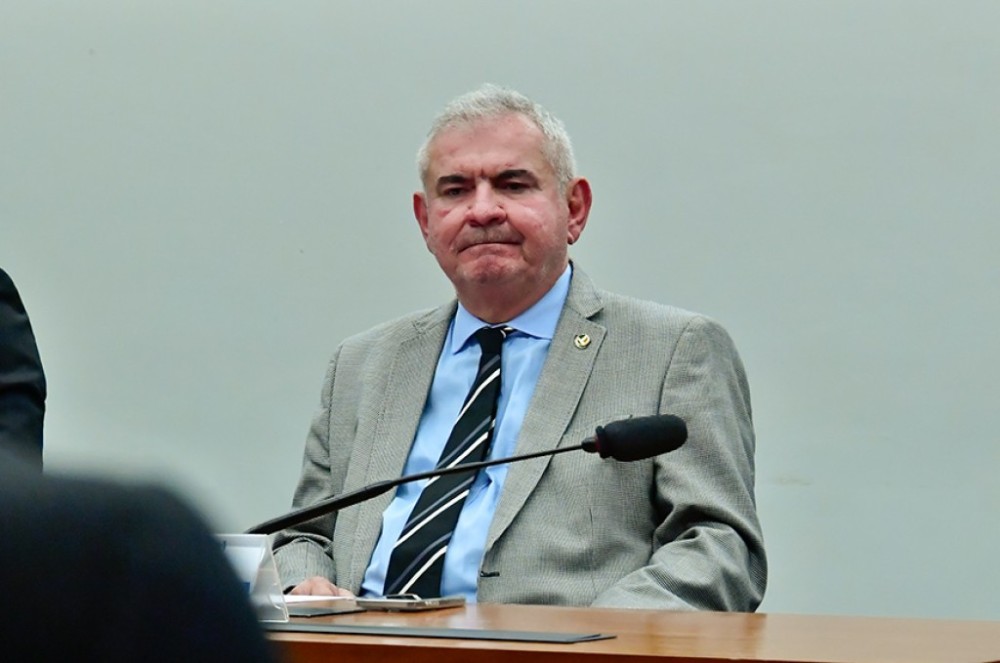Eleito, senador Angelo Coronel será relator do orçamento de 2025