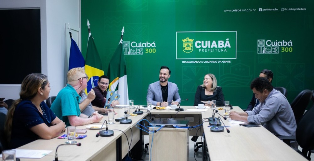 Secretarias de Governo e de Gestão recebem representantes dos agentes comunitários e agentes de endemias para debate sobre PCCV