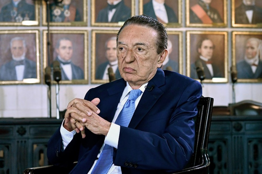 Edison Lobão: Legislativo é fundamental para a liberdade
