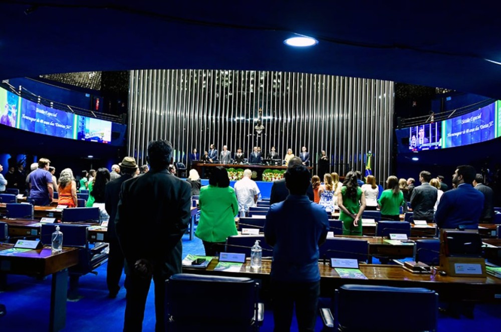 Senado homenageia os 40 anos das Diretas Já