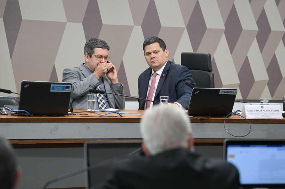 CCJ: votação do seguro obrigatório para veículos será no dia 7