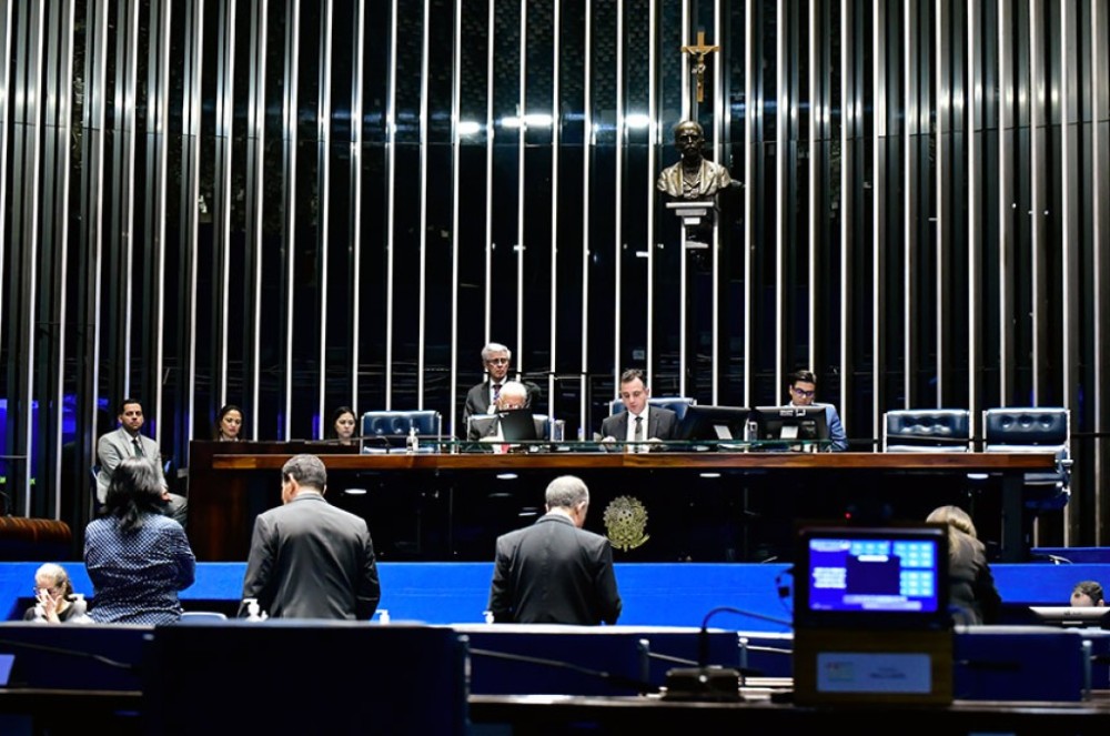 Adiada votação do projeto que transforma em crime hediondo assassinato de juízes