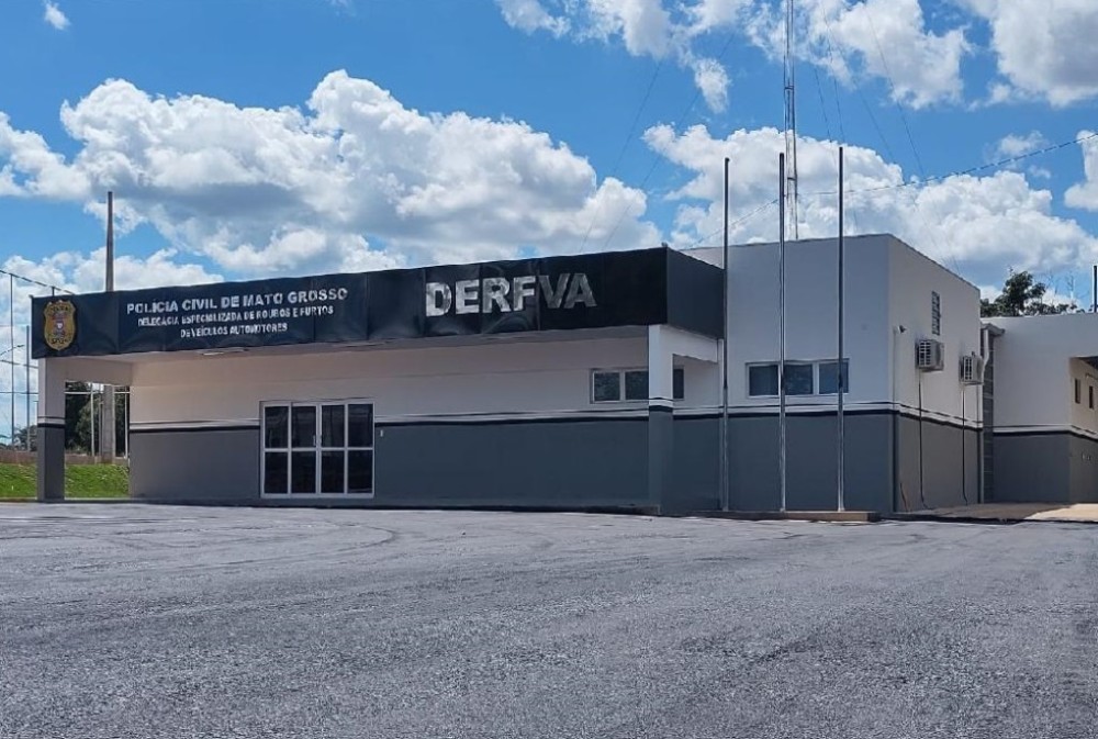 Polícia Civil prende em flagrante suspeito que comercializava motocicleta furtada em rede social na internet