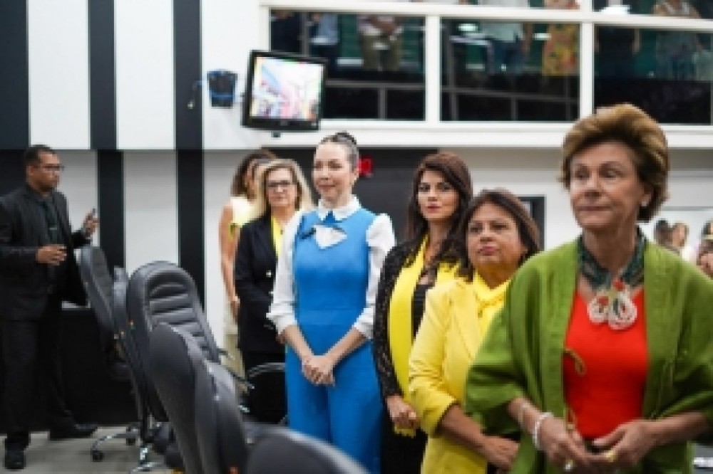Vereadora Maysa Leão homenageia mulheres empreendedoras de Cuiabá