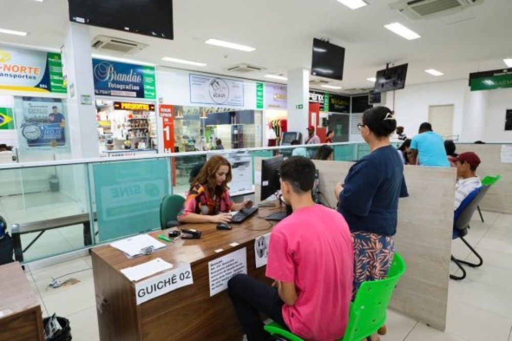 Sine Municipal oferece 360 oportunidades de emprego nesta segunda-feira (18); confira as vagas