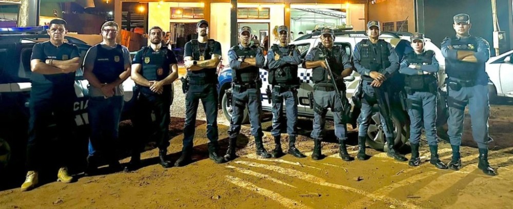 Operação conjunta fecha bar que comercializava bebidas alcóolicas para menores de idade em Itanhangá