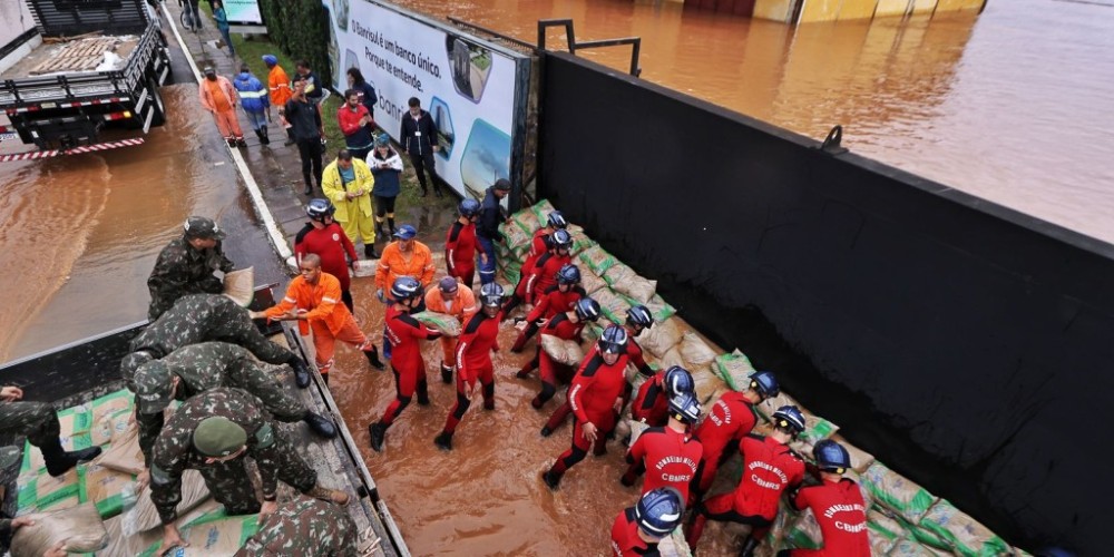 Chuvas afetam 781 mil pessoas no RS; mortes sobem para 75