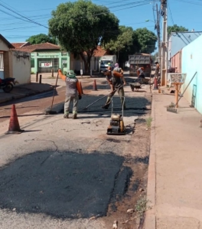 Indicação de Varanda para tapa-buracos é atendida por secretaria de obras