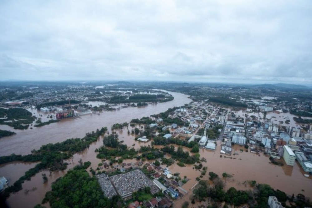 Lira dispensa registro de presença de deputados do Rio Grande do Sul nesta semana