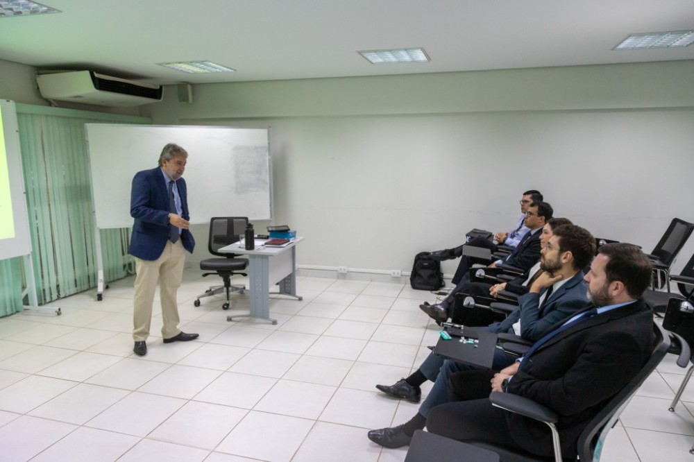 Novos magistrados se atualizam sobre Código de Processo Civil em aula do desembargador Márcio Vidal