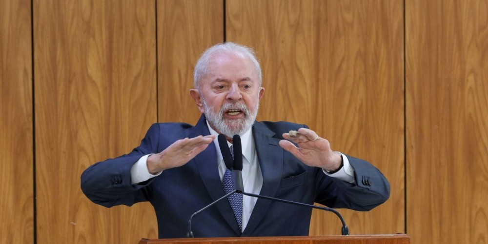 Lula: com enchentes no RS, Brasil pode ter que importar arroz e feijão
