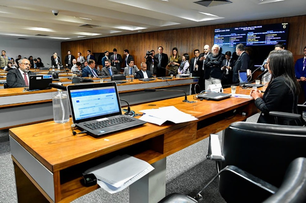 Comissão avalia criminalização de apologia a tortura ou ditadura