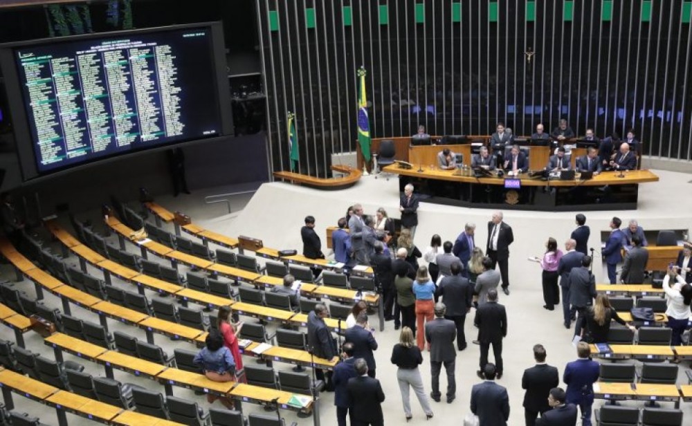 Câmara aprova inclusão da equoterapia no Sistema Único de Saúde