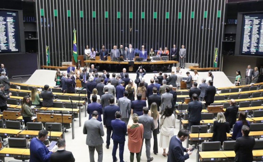 Congresso derruba vetos e eleva valor das emendas parlamentares de comissões permanentes no Orçamento de 2024