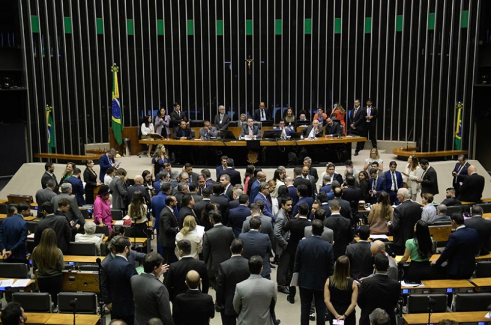 Parte dos vetos à lei das apostas esportivas é rejeitada pelo Congresso