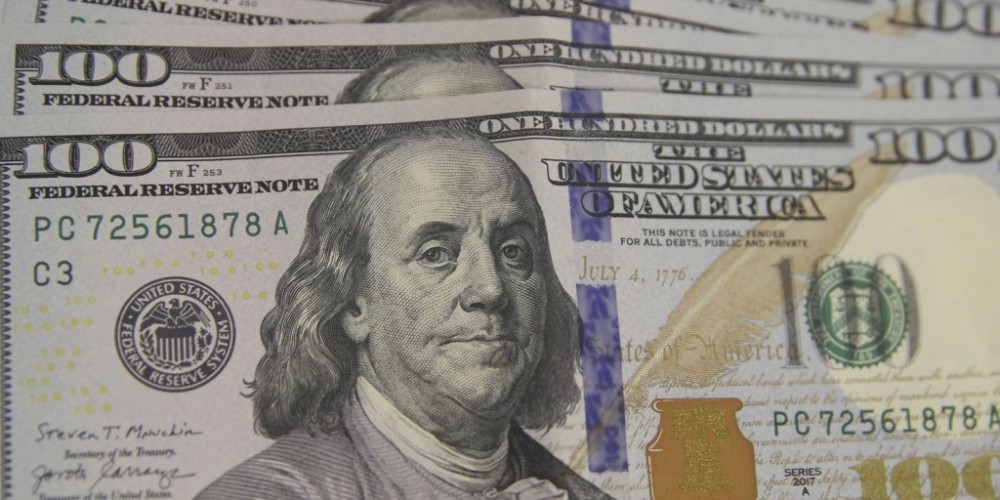 Dólar sobe para R$ 5,14 um dia após divisão no Copom