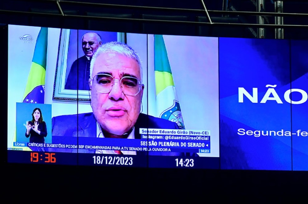 Girão anuncia recursos para maternidade em Barbalha, no Ceará