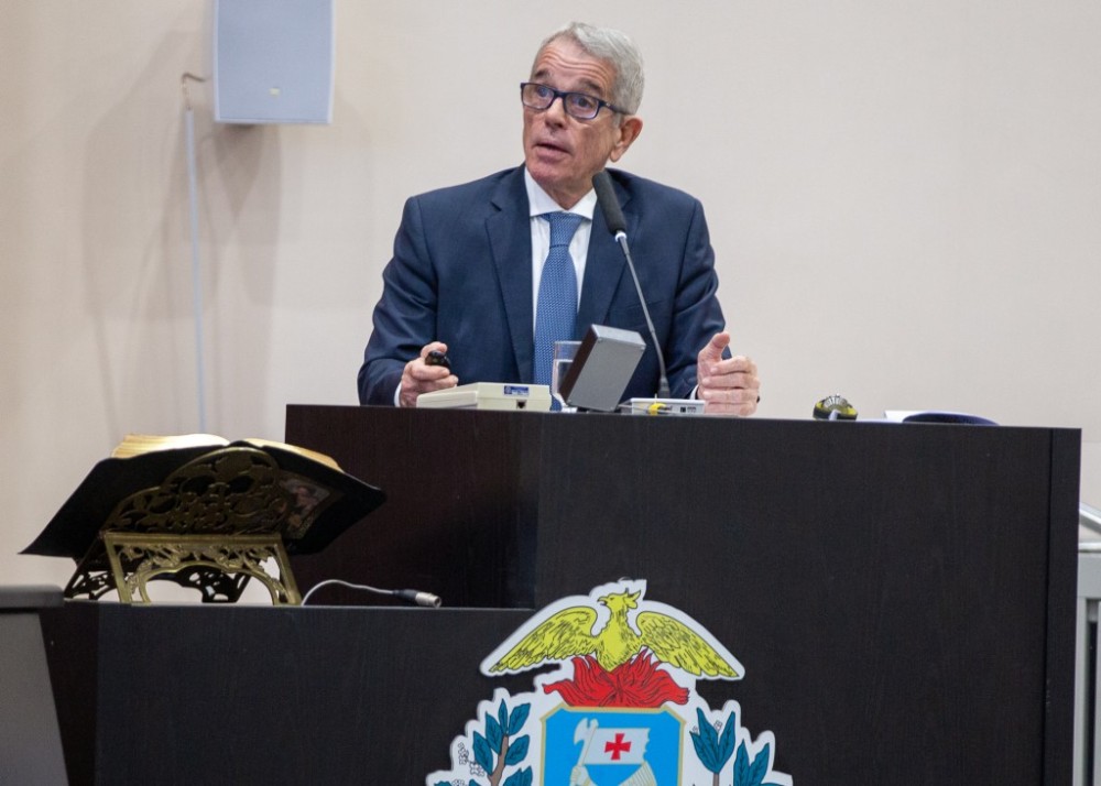 Vice-presidente e magistrados participam de palestra de ministro do STJ na Assembleia Legislativa