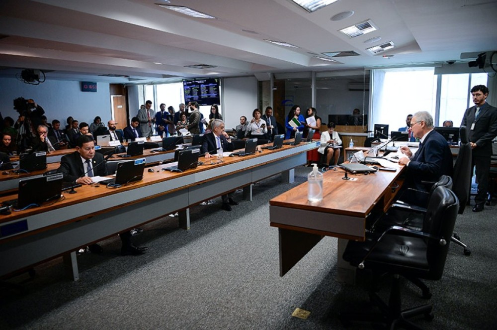 Comissão de Relações Exteriores vota cinco acordos internacionais