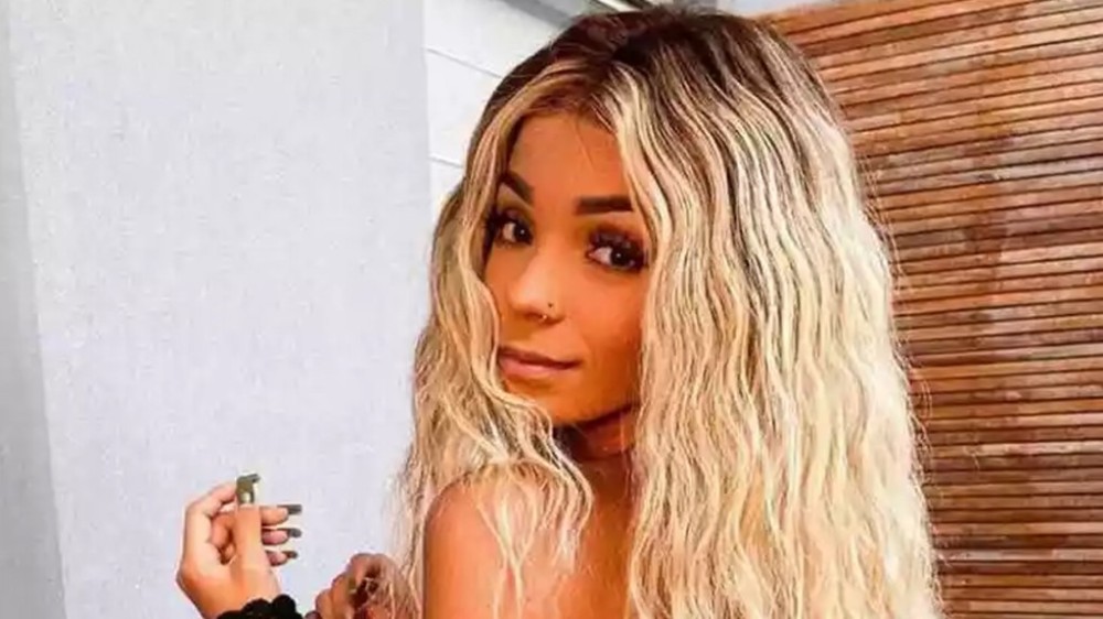 Brunna Gonçalves faz cirurgia para diminuir testa e exibe resultado; ‘veja antes e depois’