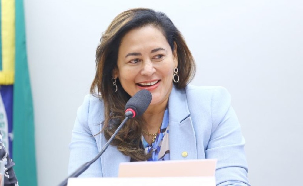 Comissão aprova inclusão de quebradeiras de coco babaçu e atingidos por barragens como beneficiários do crédito rural