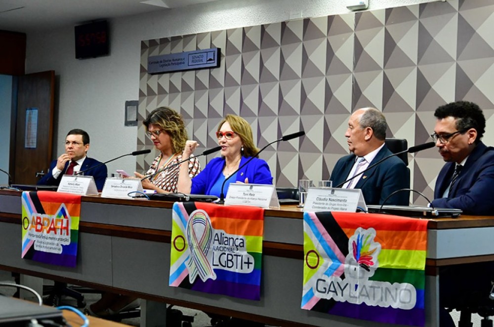 Fake news e perda de direitos são preocupações da comunidade LGBTQIA+