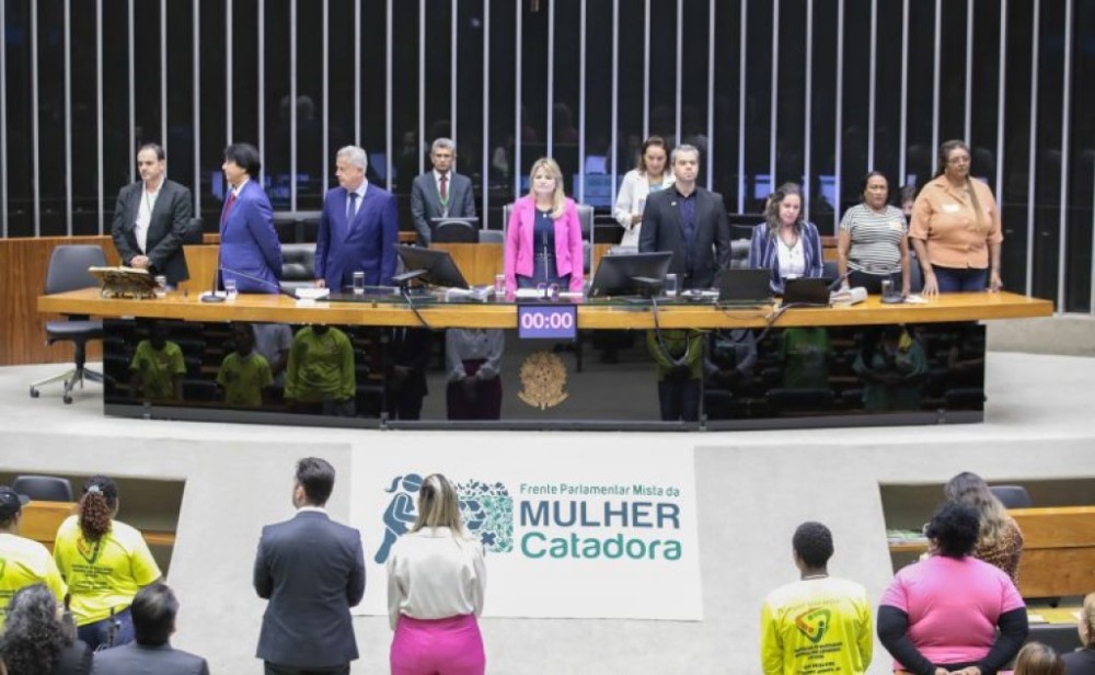 Sessão na Câmara lembra importância da reciclagem para saneamento, economia e meio ambiente