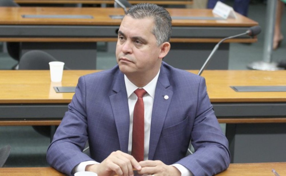 Relator da PEC das catástrofes naturais diz que vai analisar texto no menor tempo possível