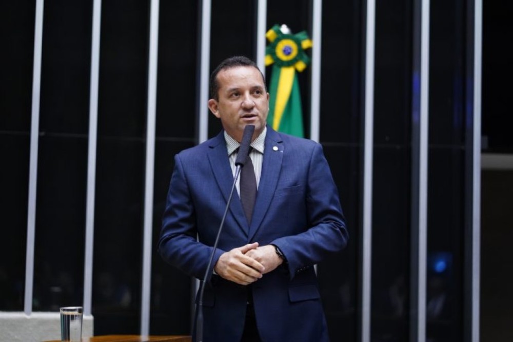Comissão aprova projeto que cria programa nacional de incentivo à cadeia produtiva do açaí