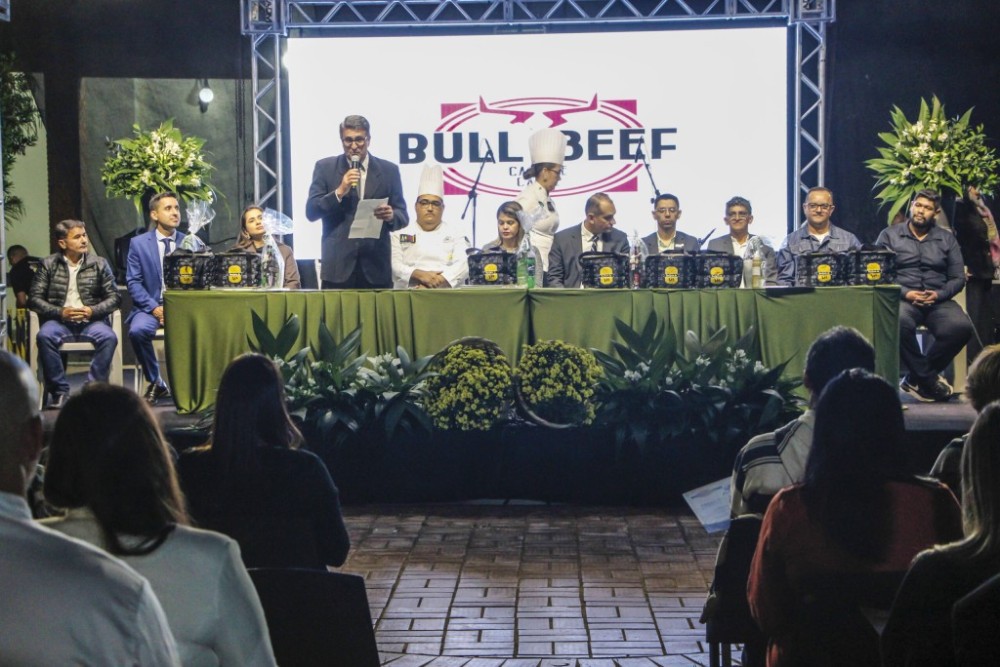 ALMT homenageia chefes de cozinha em sessão especial no Sesc Arsenal