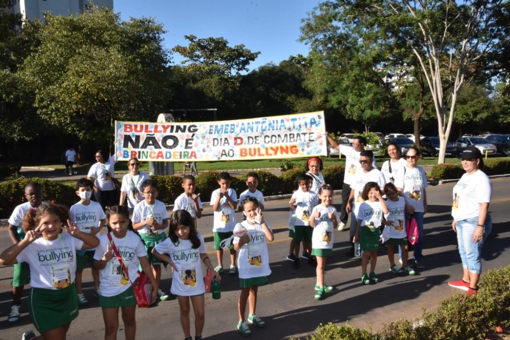 Sugestão de Pauta: Estudantes da rede pública realizam manifestação contra o bullying e cyberbullying