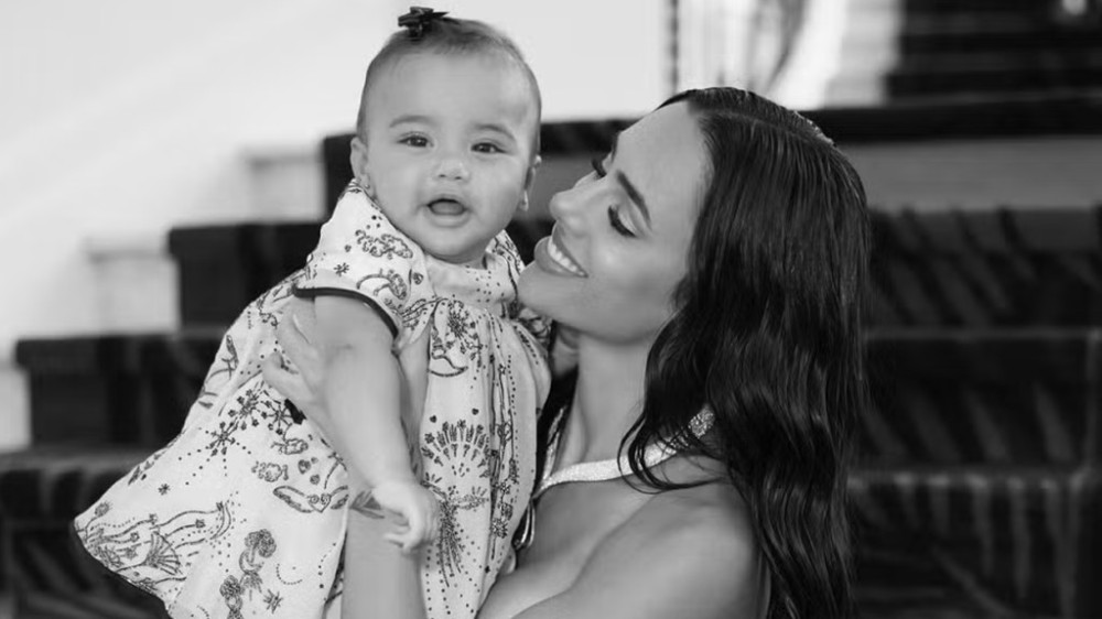 Bruna Biancardi encanta seguidores com cliques em Cannes com a Mavie: ‘Só Amor’