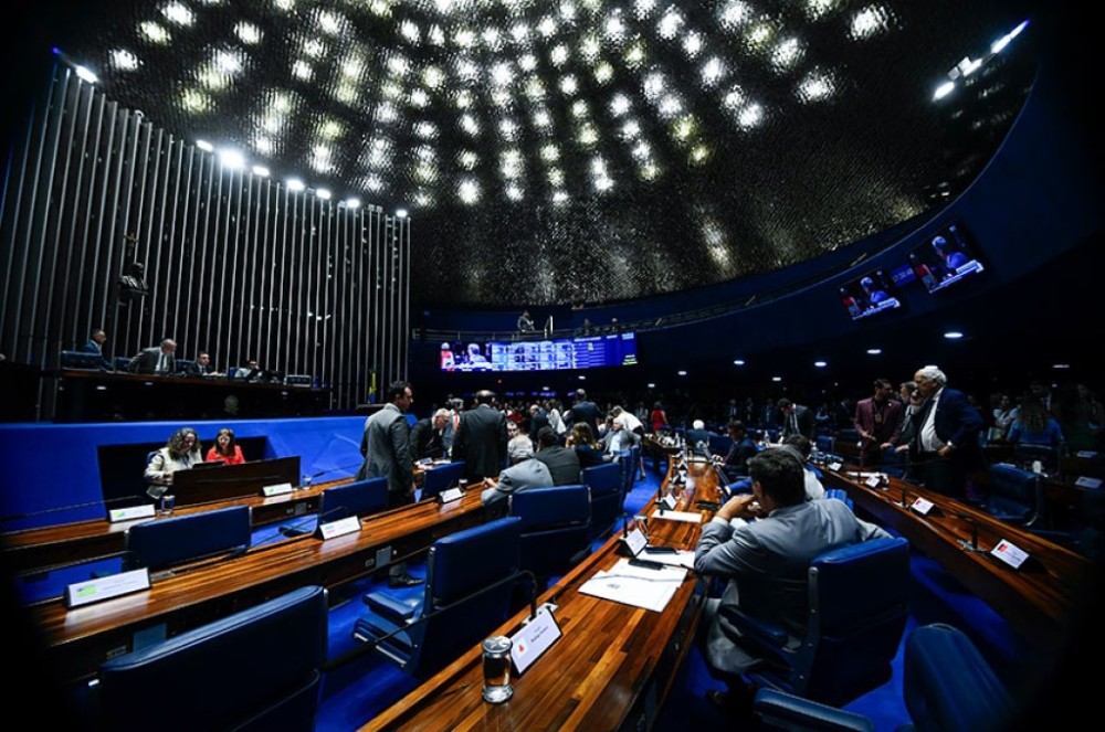 Senado vota uniformização da taxa de juros em contratos na terça