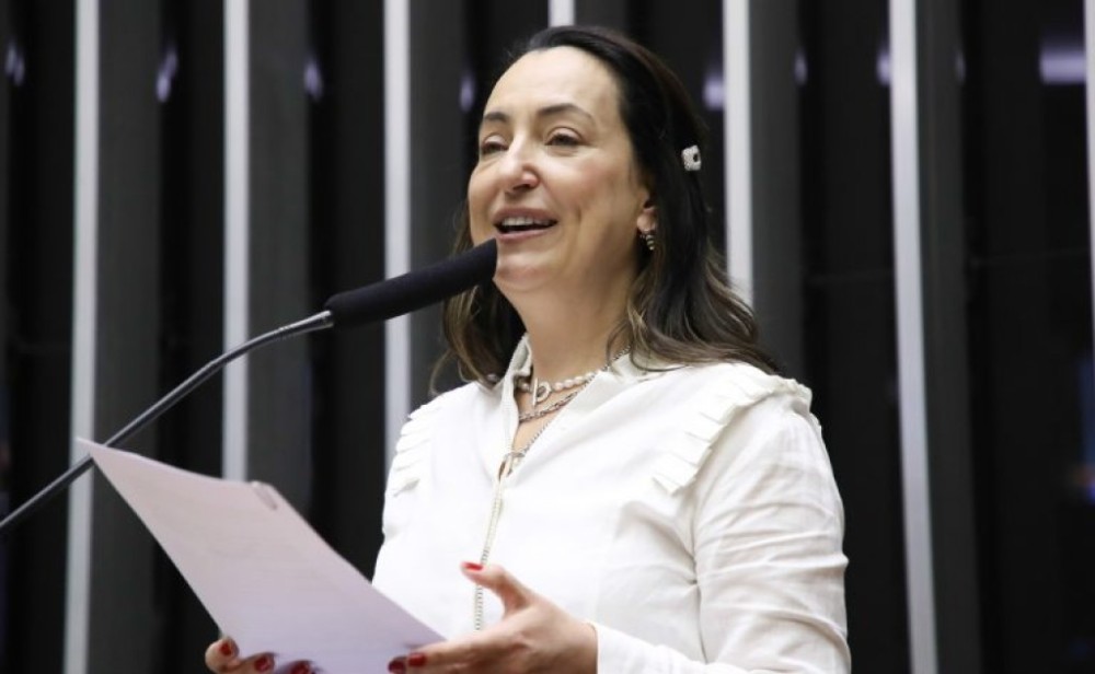 Comissão aprova projeto que garante dependência vitalícia para filhos e irmãos com deficiência moderada