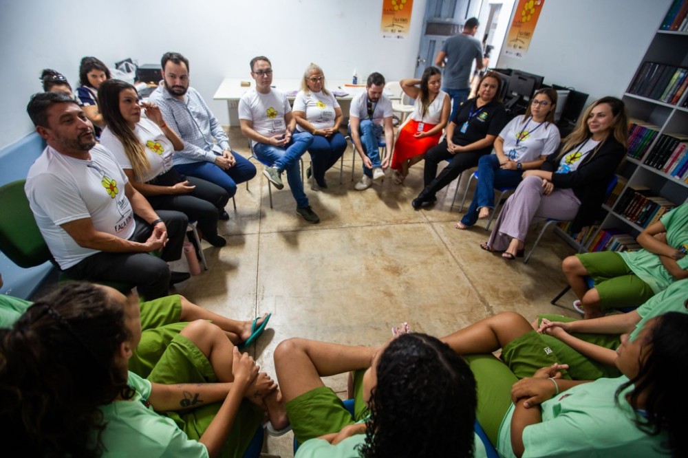 Justiça realiza roda de conversa com adolescentes em cumprimento de medida socioeducativo
