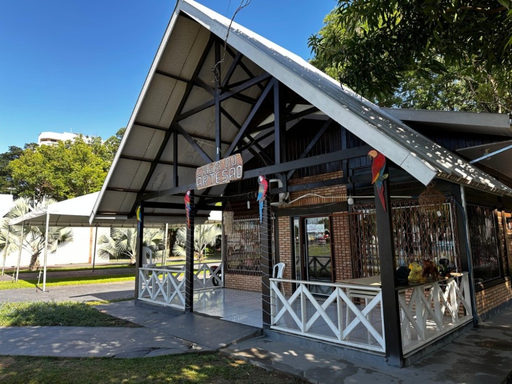 Casa do Artesão está com horário especial para atender visitantes no Natal dos Sonhos